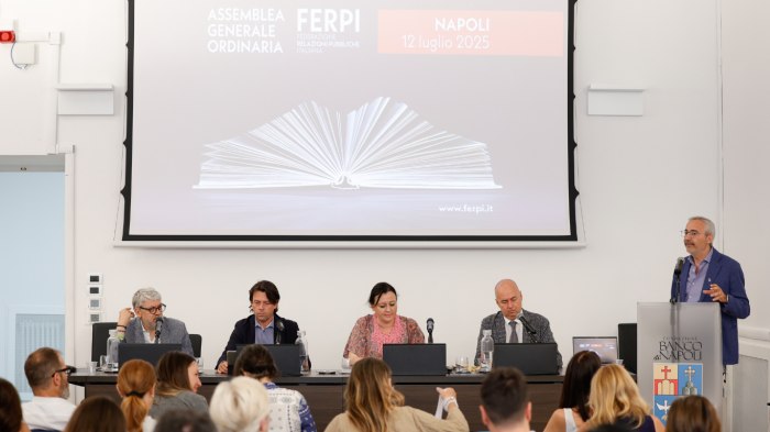 /media/post/erd839d/noicisiamofotogerrifaezza.png
