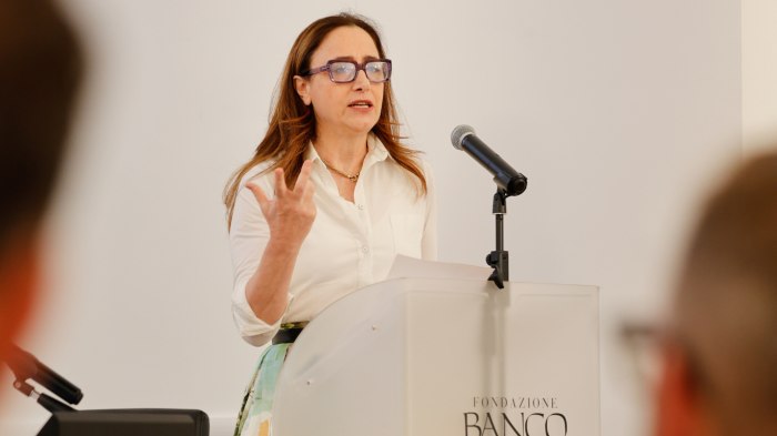 /media/post/hpt5rdd/bianchiassemblea.png